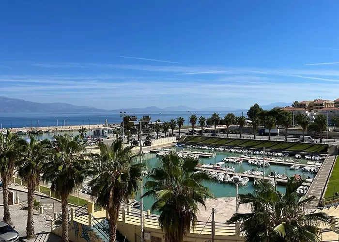 - Wayhome Phivi Apartment Xylokastro